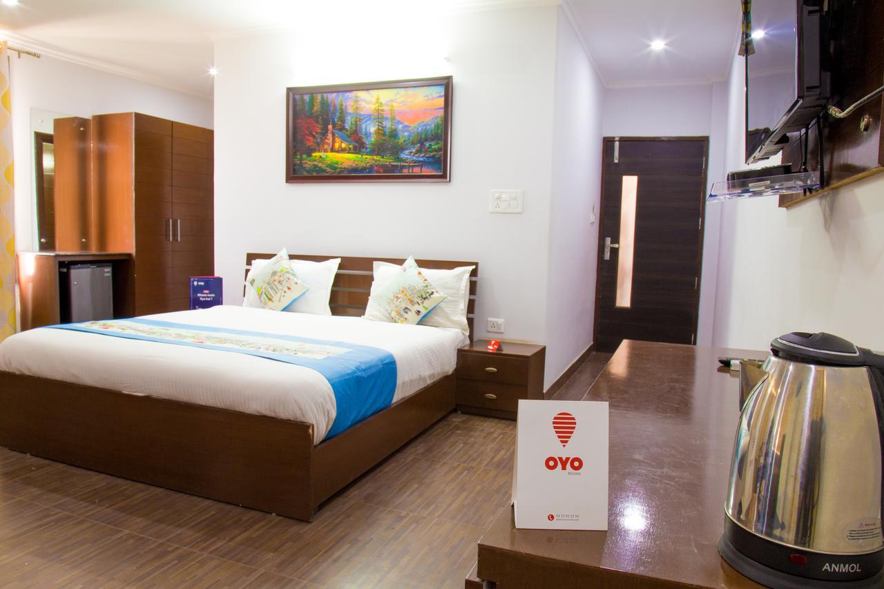 Oyo 8947 Hotel Vedanta Gurgaon Eksteriør bilde